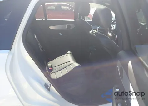 2019 Mercedes-Benz Glc 300 4Matic z USA, uszkodzony, nr VIN WDC0G4KB1KV166139